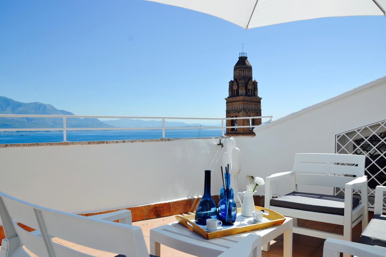 Il Bottone Al Duomo Bed & Breakfast Gaeta Dış mekan fotoğraf