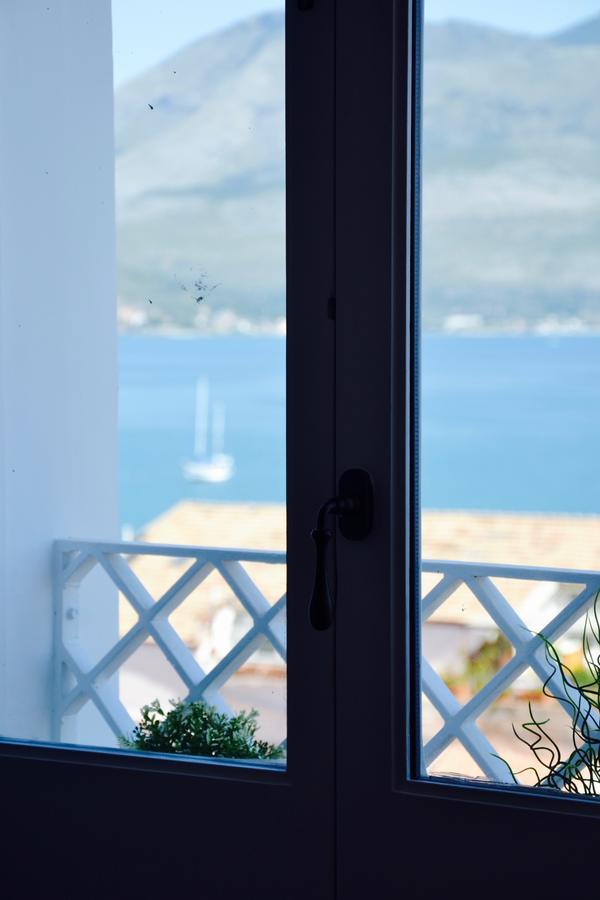 Il Bottone Al Duomo Bed & Breakfast Gaeta Dış mekan fotoğraf